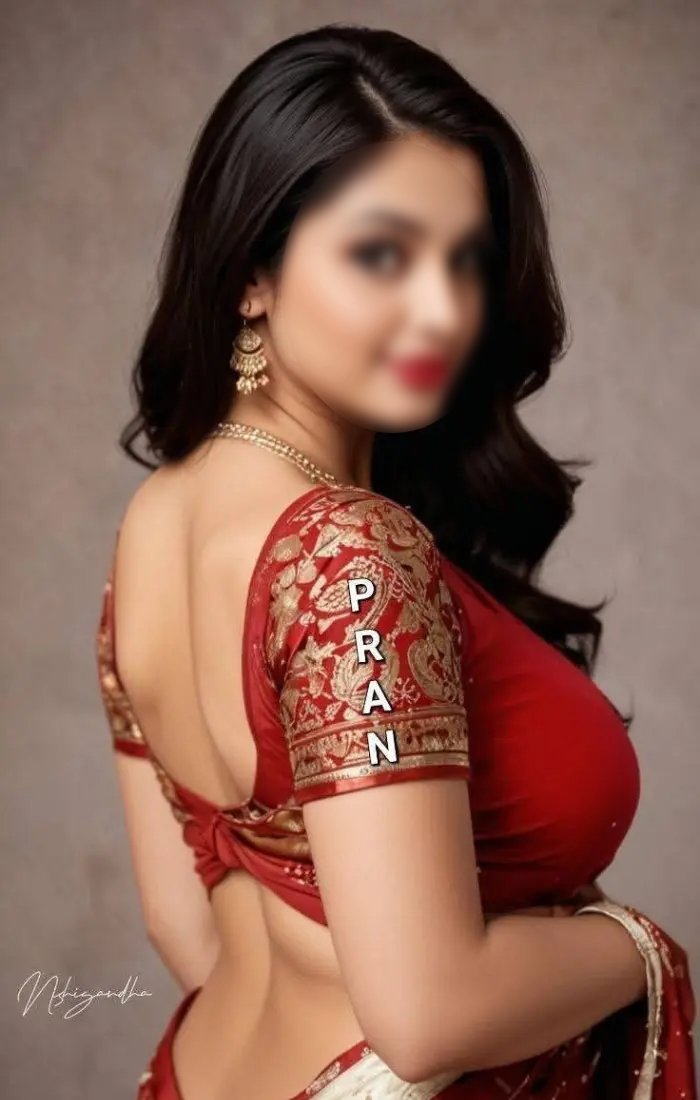 Dipali Delhi Escort